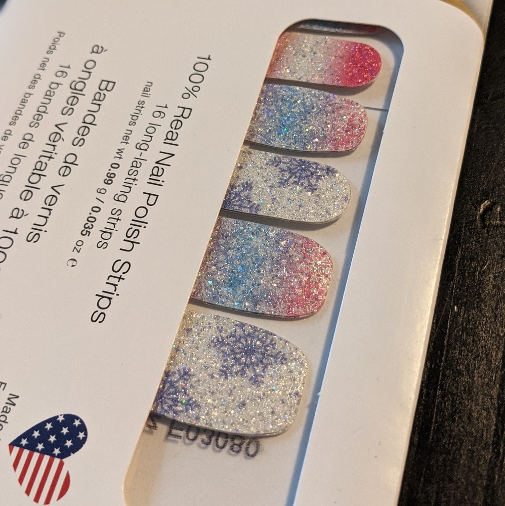 Snow Biz Color Street Nail Set